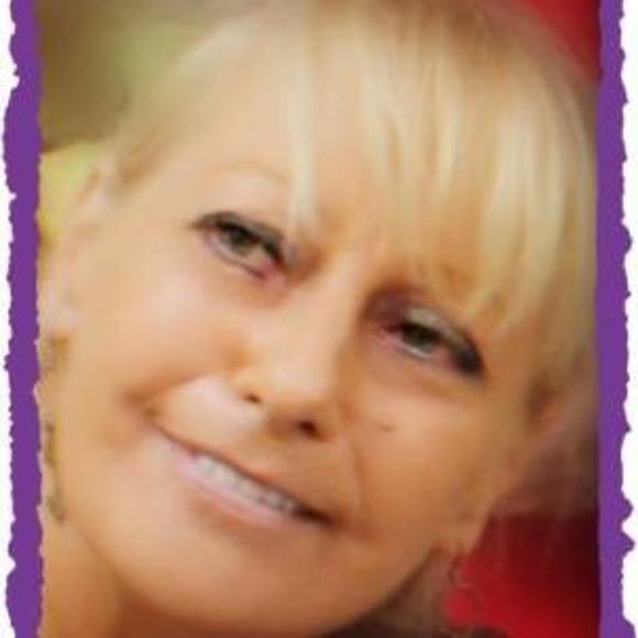 Meet your Posher, Diane - Picture 1 of 1